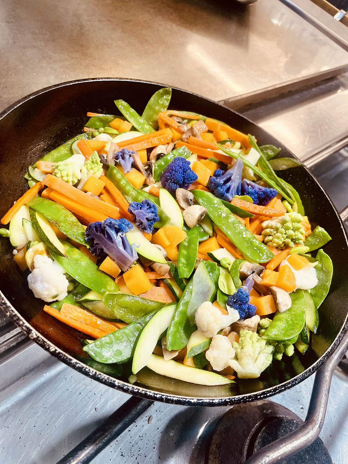 restaurant traditionnel juan les pins-restaurant festif vallauris-privatisation restaurant mougins-restaurant port antibes-restaurant musical mandelieu